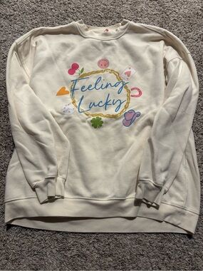 Pink Lilly Feeling Lucky Cream Graphic Sweatshirt